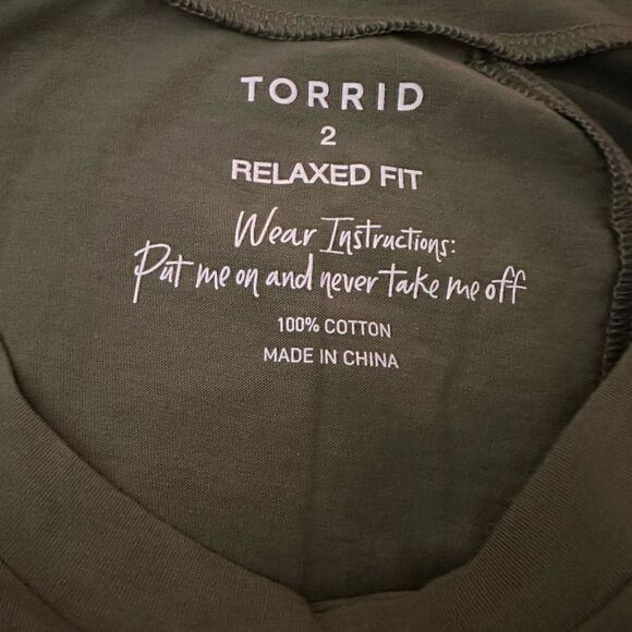 Torrid Vintage Cotton Jersey Crew Neck
Wavy Seam Relaxed Crop Tee - Picture 5 of 6